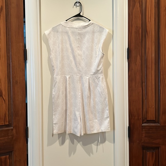 Athleta Marlow Printed Romper Snakeskin Size S NWOT - Picture 3 of 3